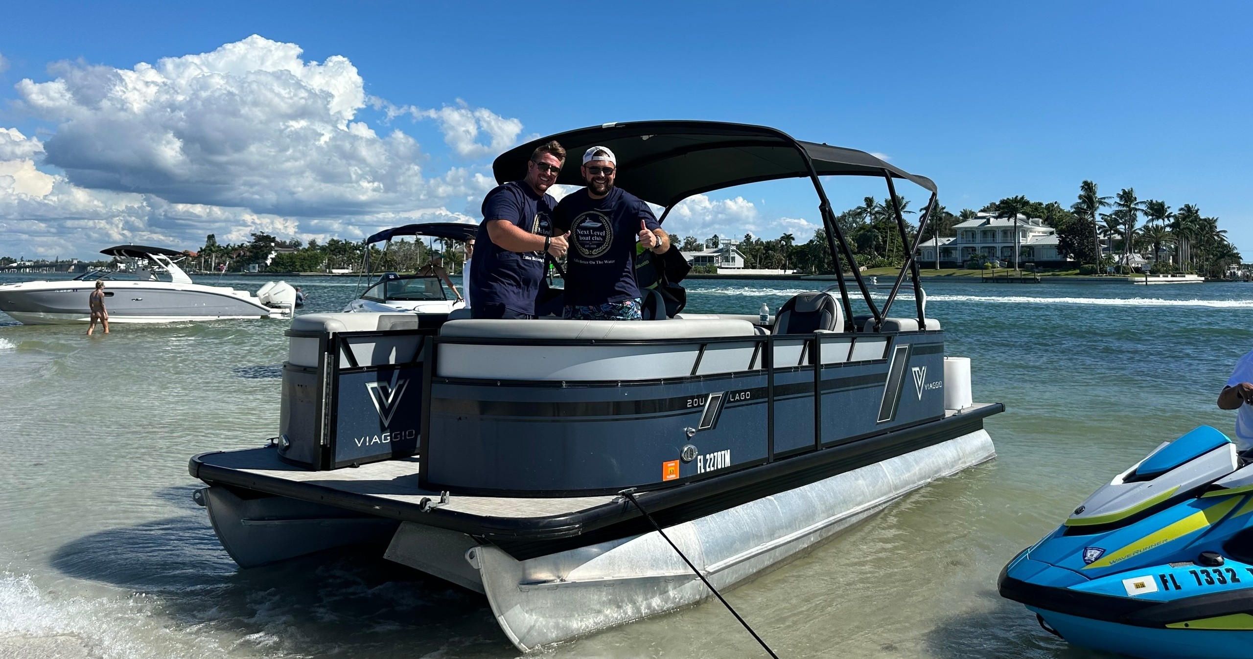 10 Passenger Pontoon Boat Rental